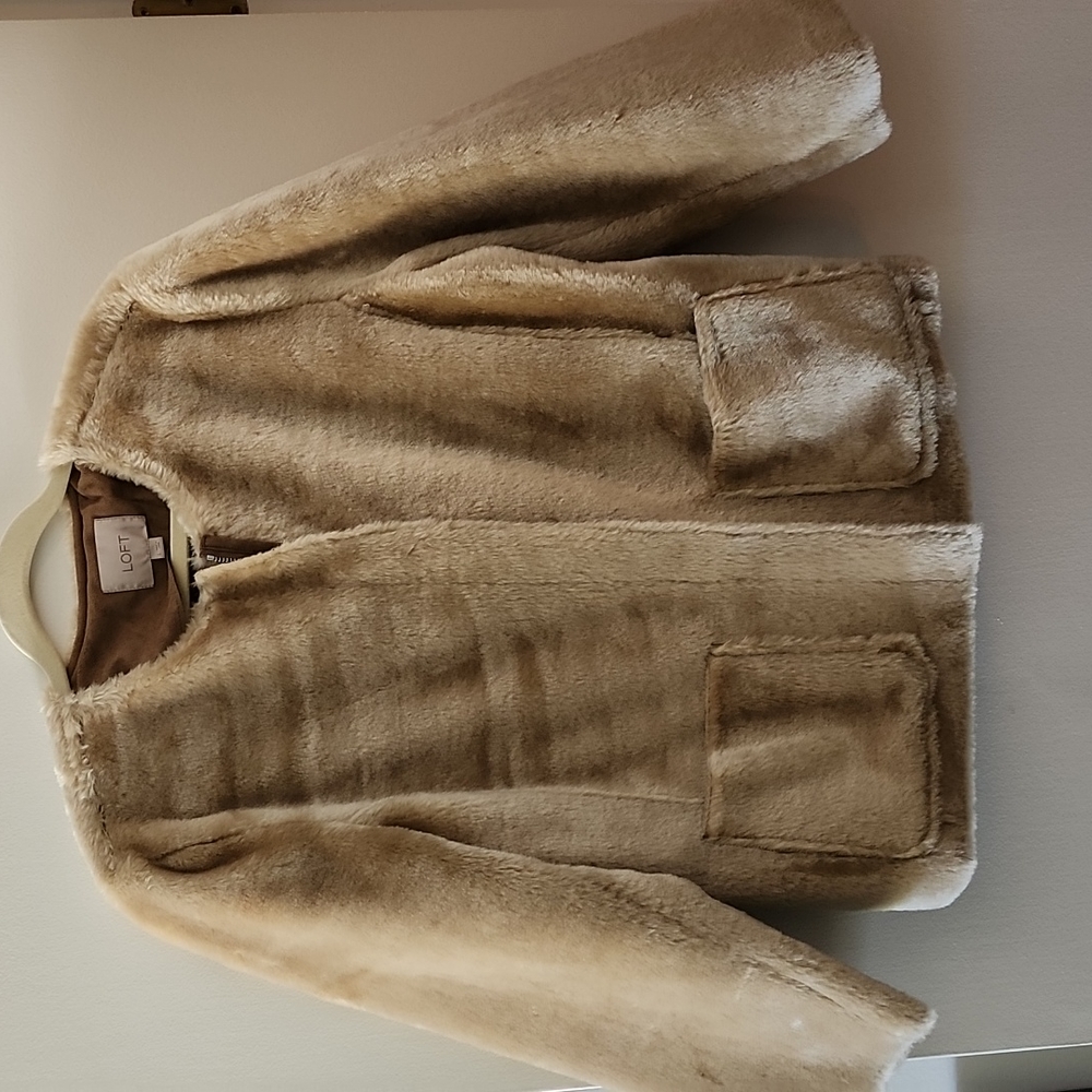 Beige faux fur jacket